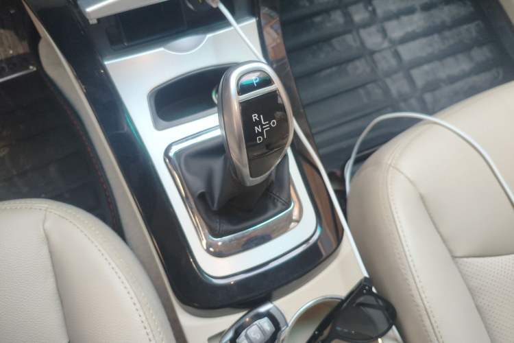 Used BYD e5 2017 300 Prestige Edition