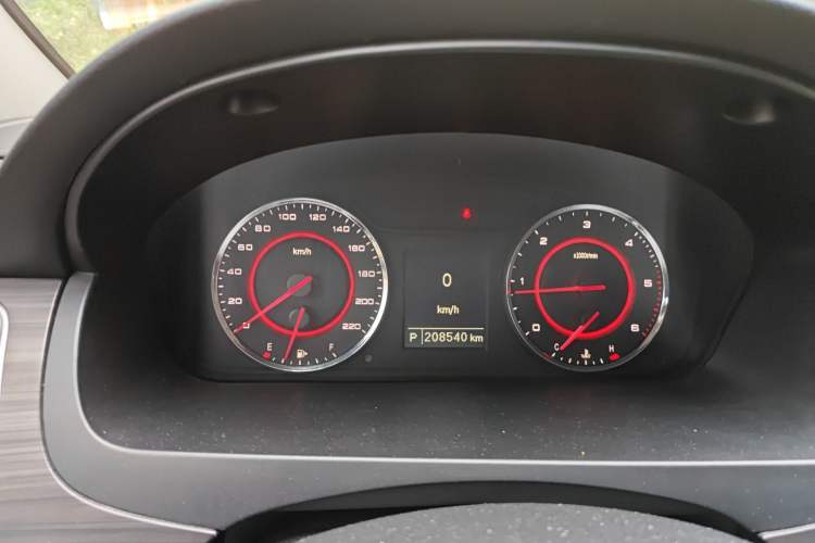 Used SAIC MAXUS G10 2018 PLUS 1.9T Automatic Elite Edition Diesel