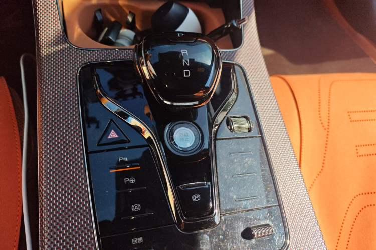 Used BYD Han 2022 EV Genesis Edition 610KM All-Wheel Drive Premium Model
