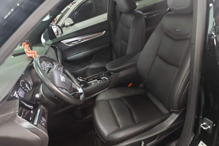 Used Cadillac XT6 2020 28T Six-Seater Fashion Edition