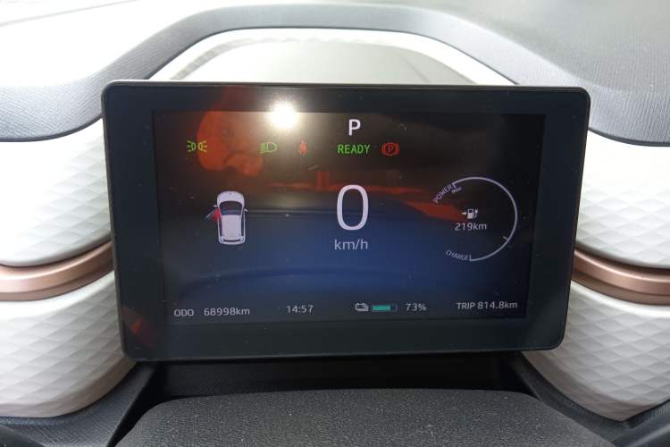 Used SOL E10X 2021 302 km Range Fashion Edition 30.2 kWh