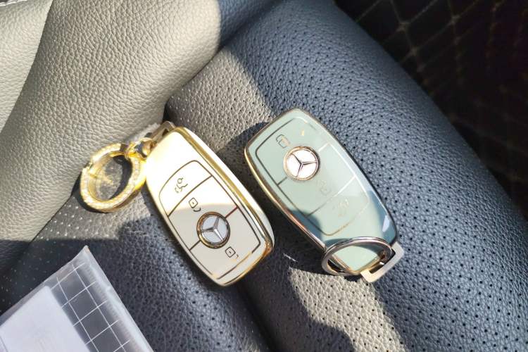 Used Mercedes-Benz GLC Coupe 2020 GLC 260 4MATIC Coupe SUV Vehicle Key