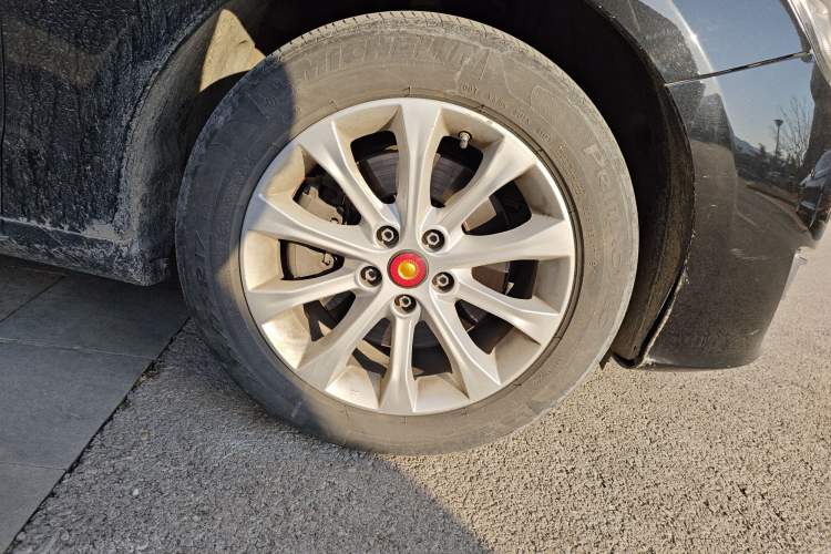 Used Hongqi H7 2017 2.0T Luxury Model
