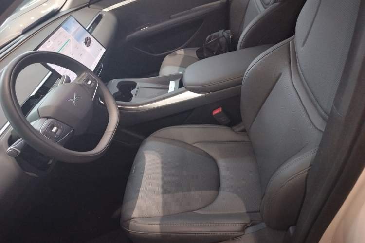 Used XPeng MONA M03 2025 600 with Ultra-Long Range Max Left Front Seat