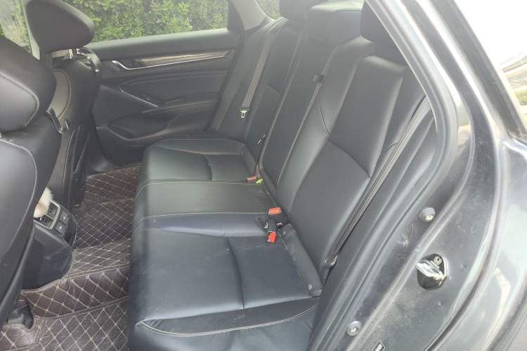 Used Honda Accord 2022 260TURBO Phantom Night · Prestige Edition Left Rear Seat