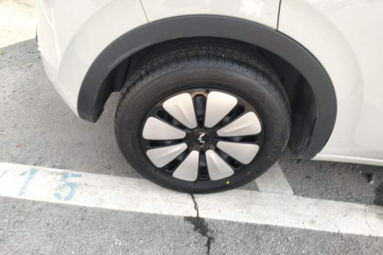 Used Wuling Bingo 2024 333 km Enjoyment Version
