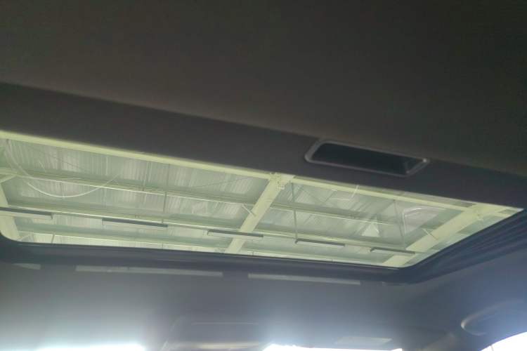 Used Cadillac XT5 2018 25T Tech Model