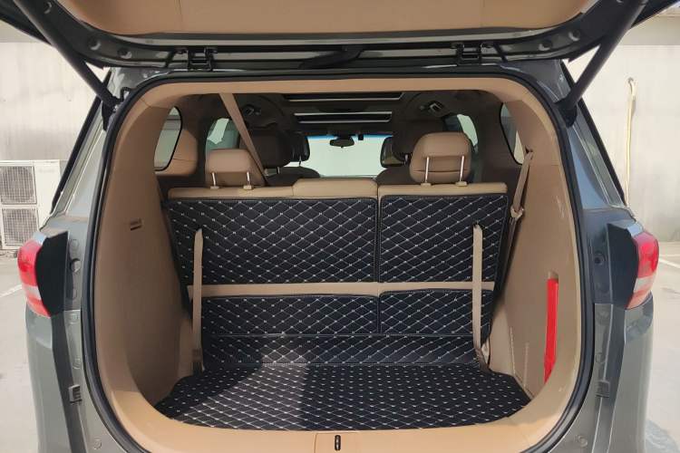 Used Buick GL8 2017 ES 28T Luxury Model China V Standard
