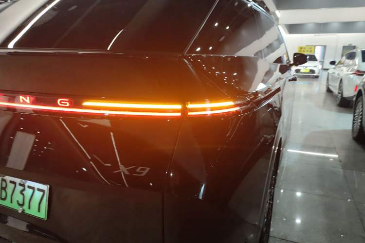 Used XPeng X9 2025 740 Ultra-Long Range Max