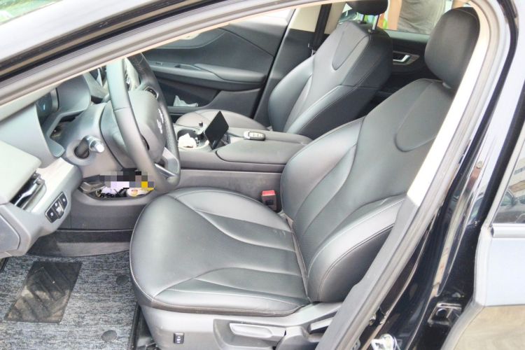 Used Hongqi E-QM5 2025 500km Range Commuter Version