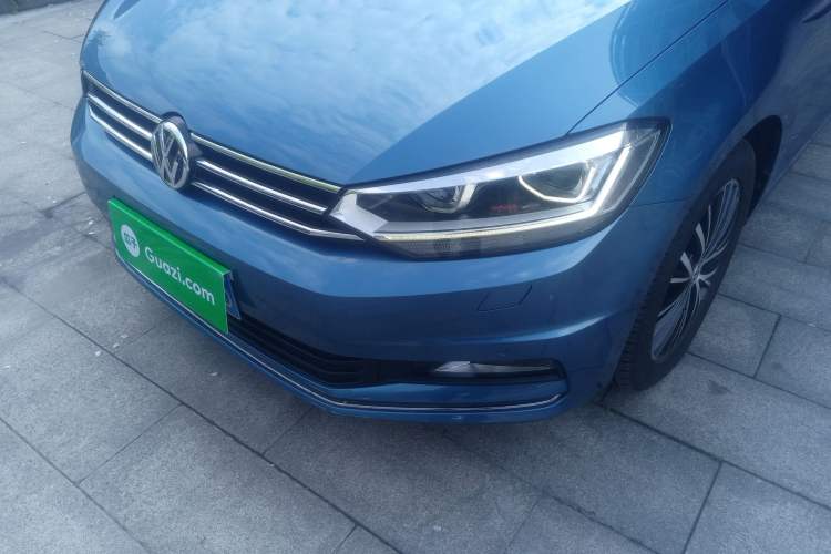 Used Volkswagen Touran 2016 Volkswagen Touran L 330TSI DSG Luxury Edition