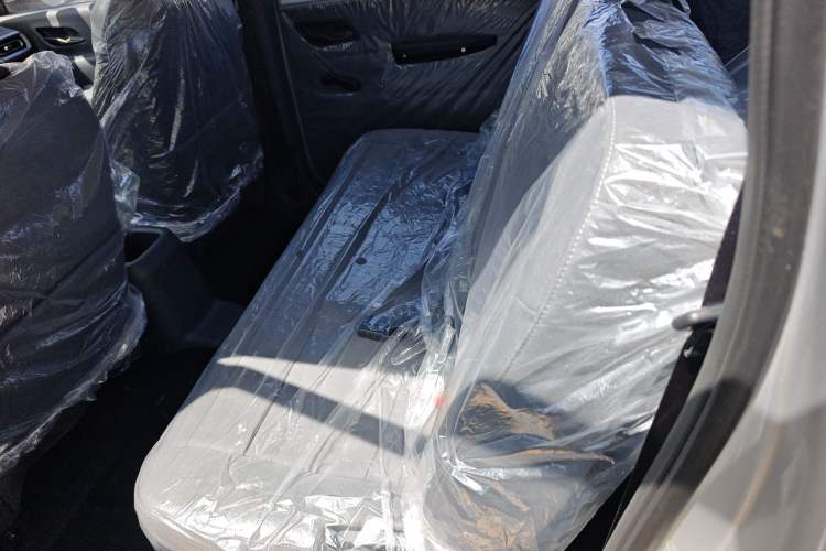 Used Wuling Hongguang New Energy 2025 Extended-Range Hybrid 50 km Utility Version
