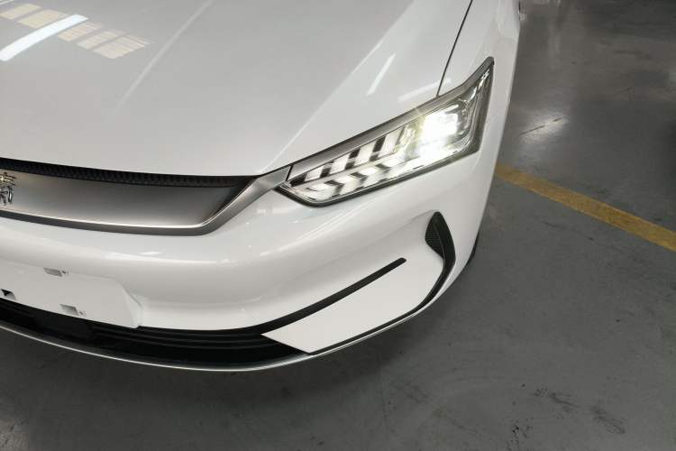 Used BYD Qin PLUS 2021 EV 400KM Luxury Model Left Front Headlight