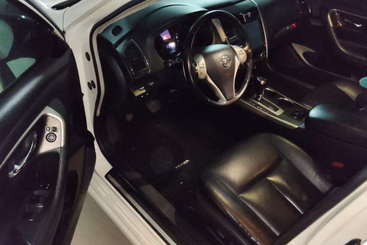 Used Nissan Teana 2013 2.5L XL Leading Edition Driver Seat