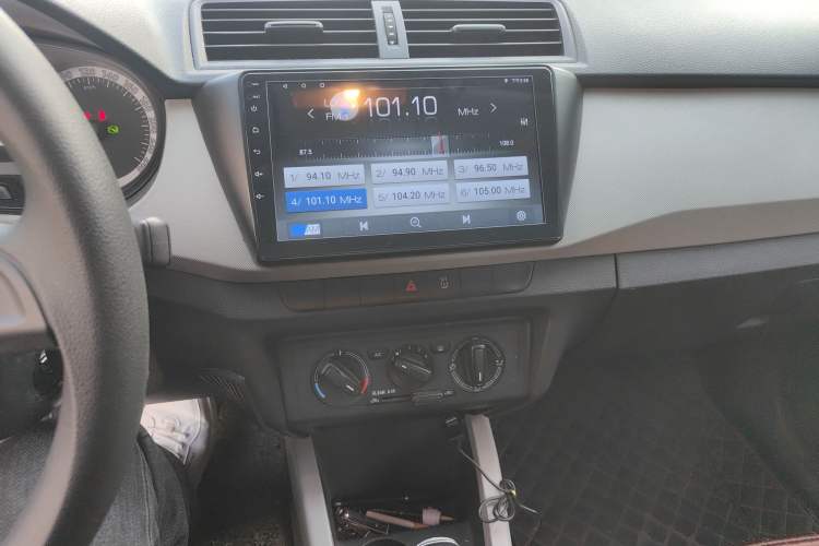 Used Skoda Fabia 2016 1.4L Automatic Car Enjoy Edition