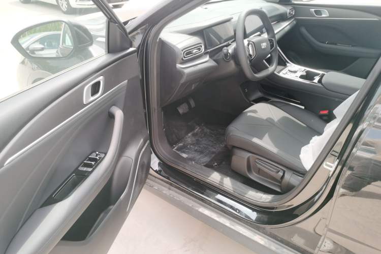 Used Geely Galaxy Stellar 6 2026 Model 125km Free-Style Edition Driver Seat