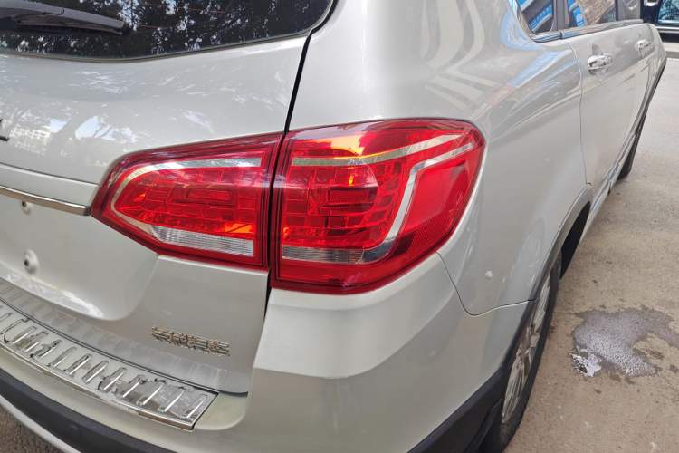 Used Haval H6 2017 Red-Label Sport Edition 1.5T Automatic Two-Wheel Drive Luxury Model
