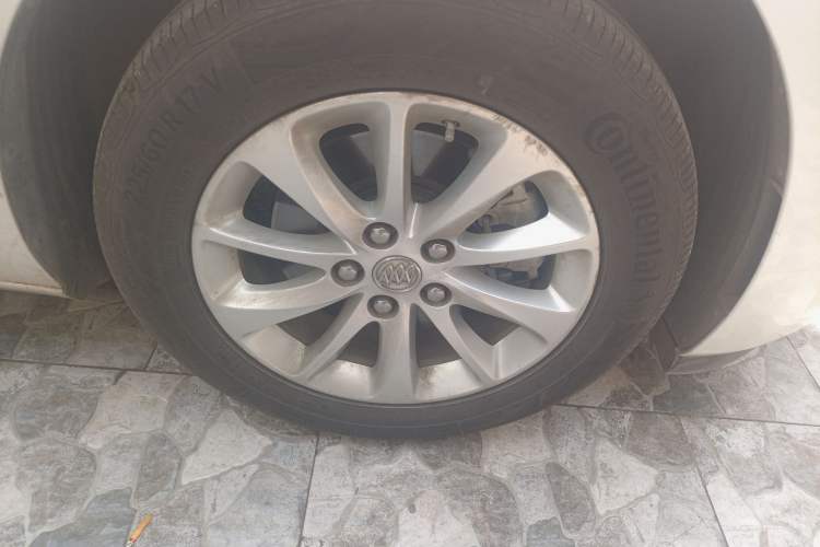 Used Buick GL8 2017 ES 28T Comfort Model China V Standard Right Front Wheel Hub