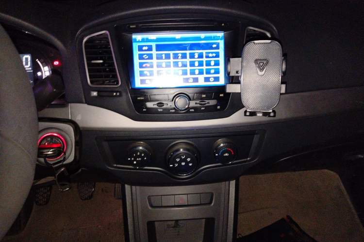 Used Roewe 350 2014 1.5L Manual Xunchi Edition