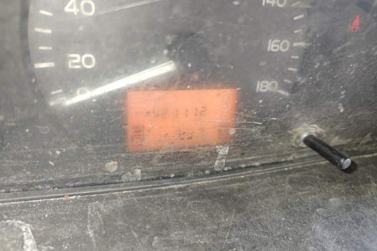 Used Wuling Rongguang 2011 1.2L Base Version
