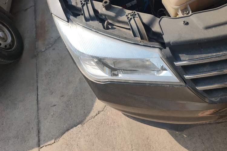 Used Dongfeng Fengon 330 
