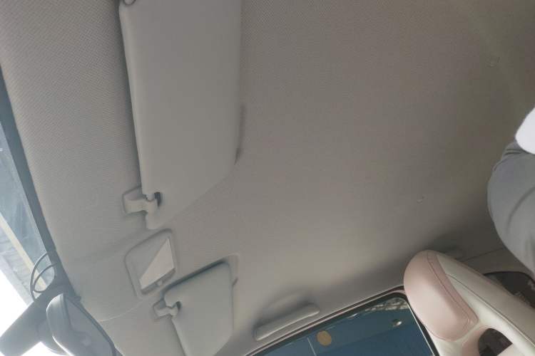 Used Wuling Hongguang MINIEV 2021 Macaron Premium Model – Lithium Iron Phosphate