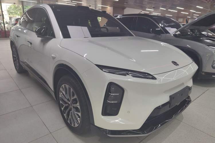 Used Nio EC6 2025 75 kWh