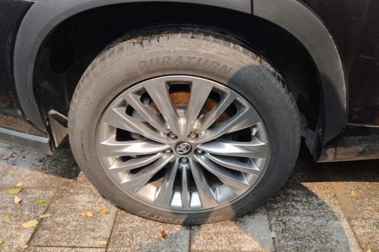 Used Toyota Highlander 2022 Dual-Engine 2.5L Four-Wheel Drive Luxury Edition 7 Seats Right Rear Wheel Hub