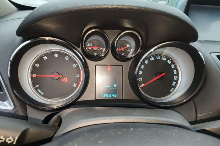Used Buick Encore 2014 1.4T Automatic Two-Wheel Drive Urban Elite Model