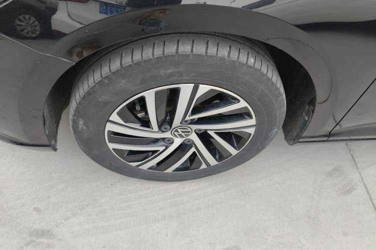 Used Volkswagen Lavida 2023 1.5L Automatic Full-Comfort Edition
