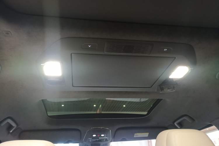 Used Zeekr 009 2024 7-Seater Aisle Version 108 kWh Headliner