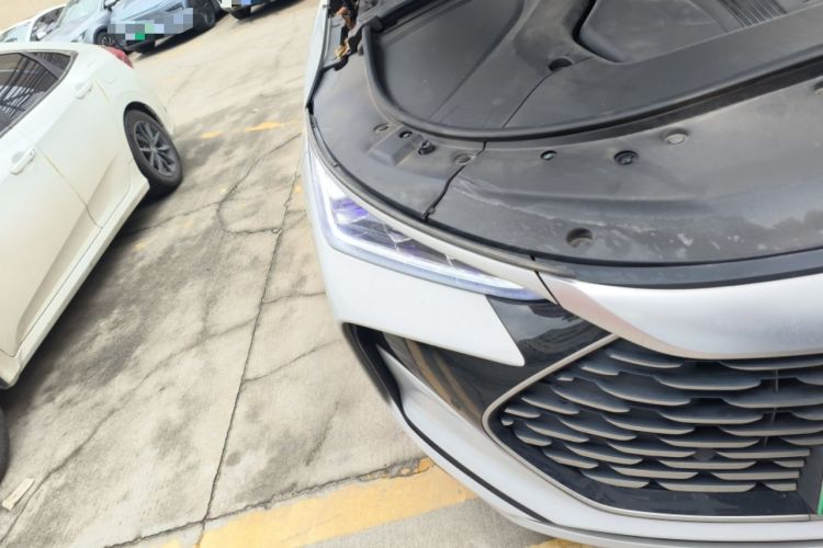 Used BYD Tang New Energy 2024 DM-i Glory Edition 200KM Flagship Model Right Front Headlight