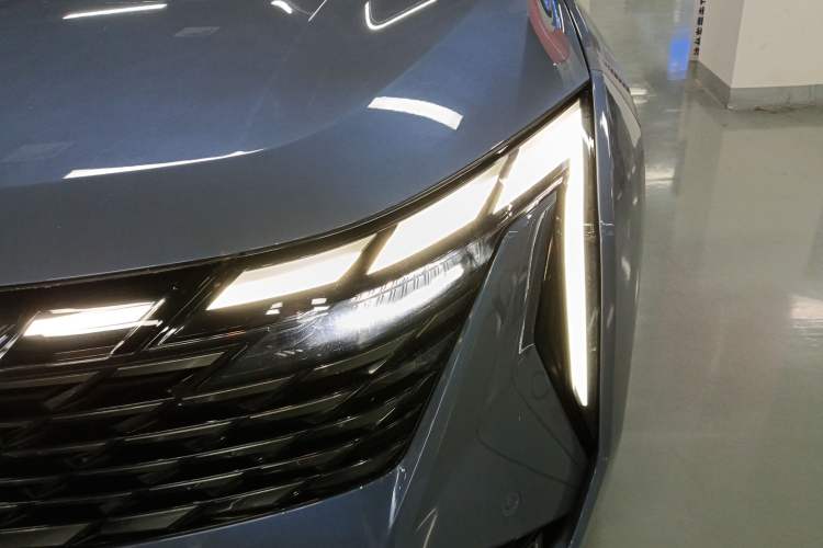 Used Geely Auto FX11 2023 2.0TD DCT Flagship Version