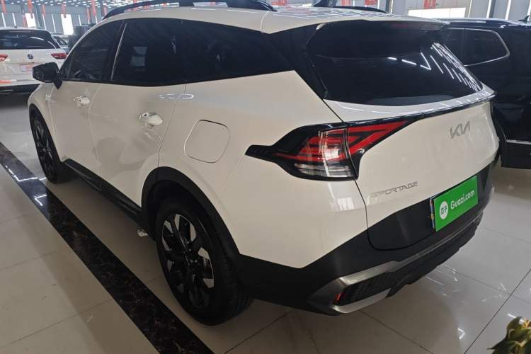 Used Kia Sportage (Chinese Domestic Model) 2023 2.0T Two-Wheel-Drive Prestige Edition