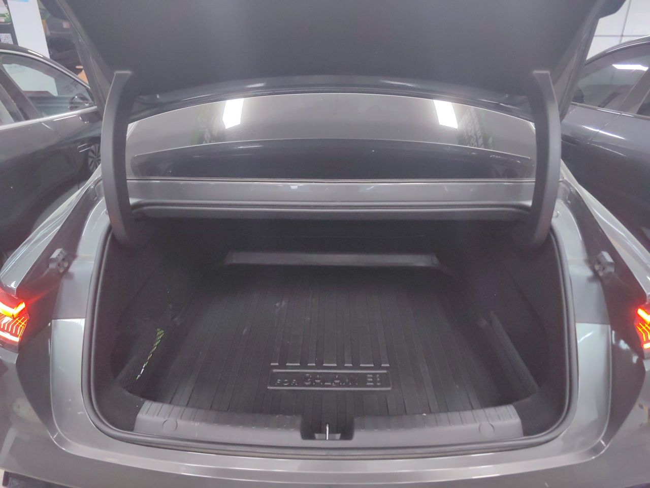 Geely Galaxy E8 2024 665 km Range Rear-Drive Starship Long-Range Version — снимка 19