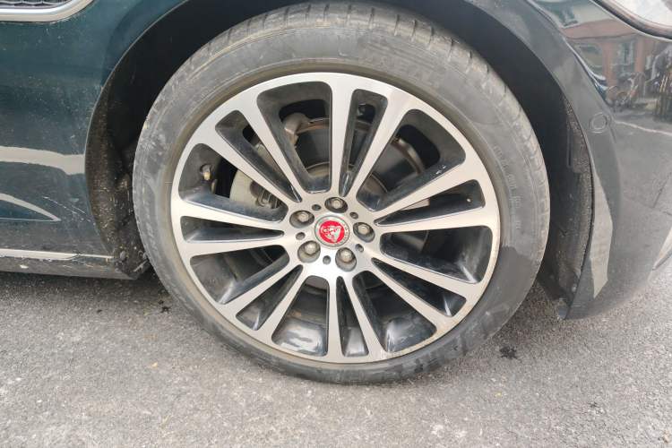 Used Jaguar XFL 2022 XFL 2.0T P250 Two-Wheel-Drive Prestige Luxury Edition
