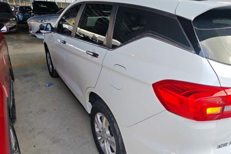 Used Haval M6 2019 1.5T DCT Two-Wheel Drive Elite Version China VI Standard