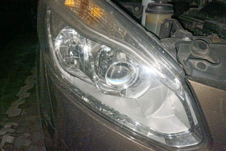 Used Ford Tourneo Custom 2017 2.0T Automatic Elite Version
