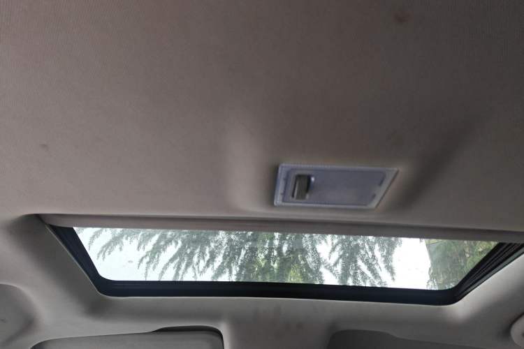 Used Buick Encore 2018 18T Automatic Two-Wheel Drive Urban Leading Model Headliner