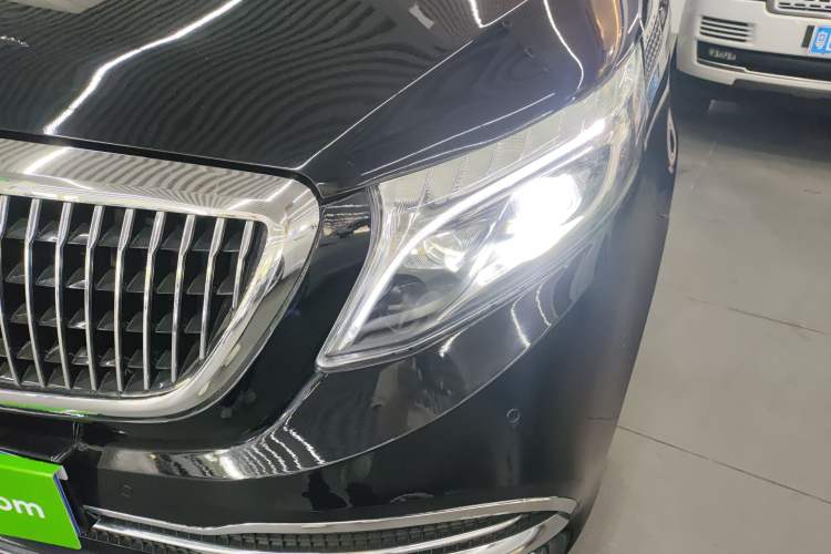 Used Mercedes-Benz Vito 2021 2.0T Elite Version 7 Seats