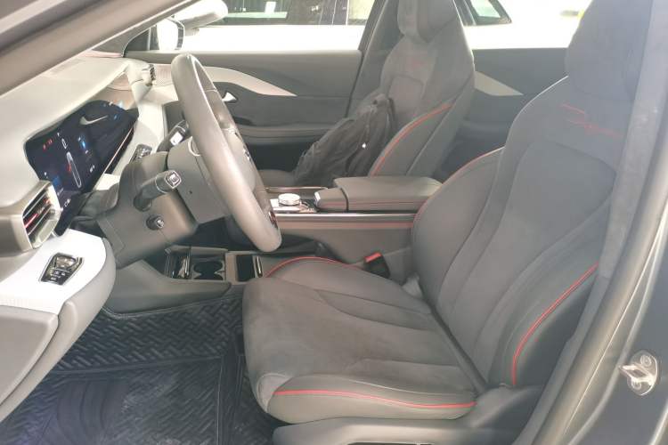 Used ARCFOX Alpha S 2022 HI Version Advanced Edition