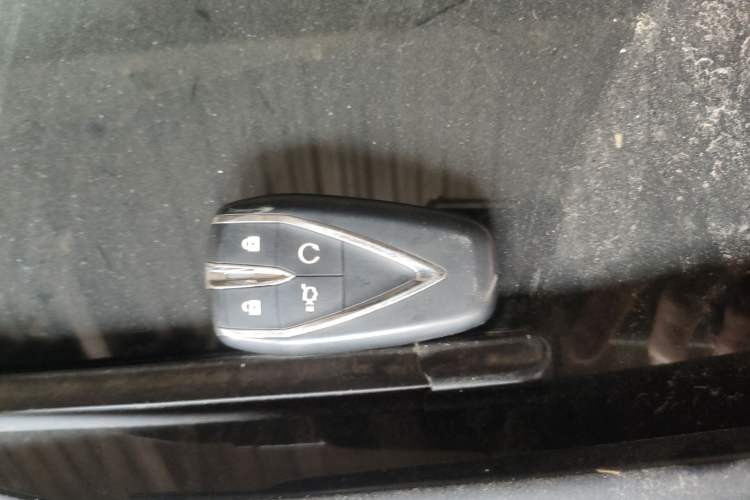 Used Oshan Z6 2022 Blue Whale 1.5T DCT Smart Edition