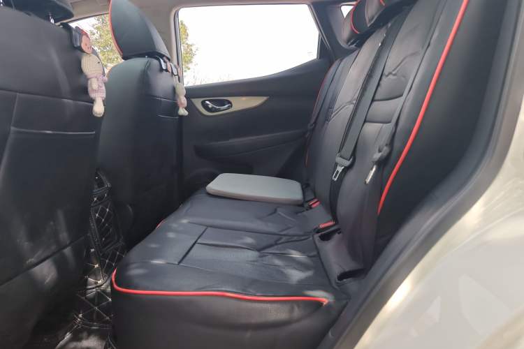 Used Nissan Qashqai 2019 2.0L CVT Luxury Edition Left Rear Seat