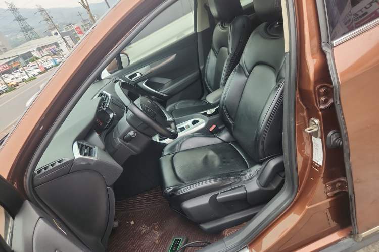 Used DS 6 2014 1.6T Elegant Version THP160