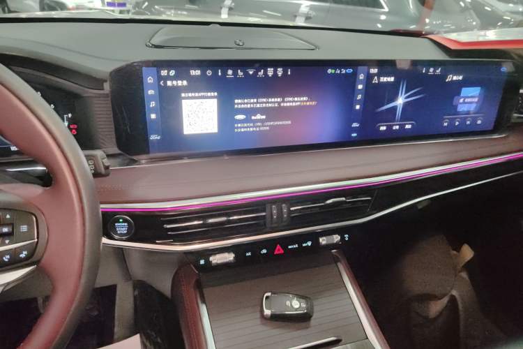 Used Ford Explorer 2023 EcoBoost 285 Four-Wheel Drive Titanium Edition 6 Seats Audio And AC Panel