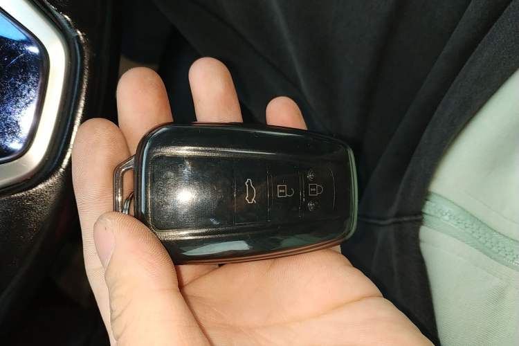 Used Toyota Camry 2018 2.0S FENGSHANG Edition