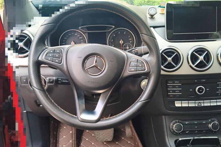Used Mercedes-Benz B-Class 2015 B 200 Sport Edition Steering Wheel