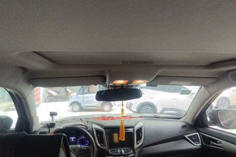 Used CHANGAN CS75 2017 Shangkui Edition 1.5T Manual Fengxiang Model Headliner