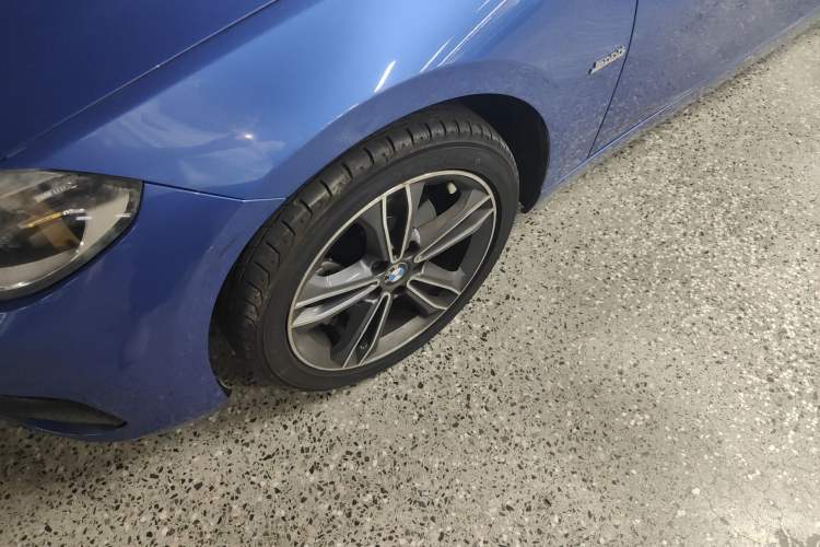 Used BMW 1 Series 2017 118i Sport Edition Left Front Wheel Hub