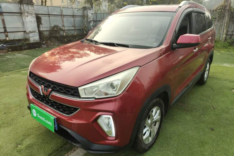 Used Wuling Hongguang S3 2018 1.5L Manual Luxury Model China V Standard